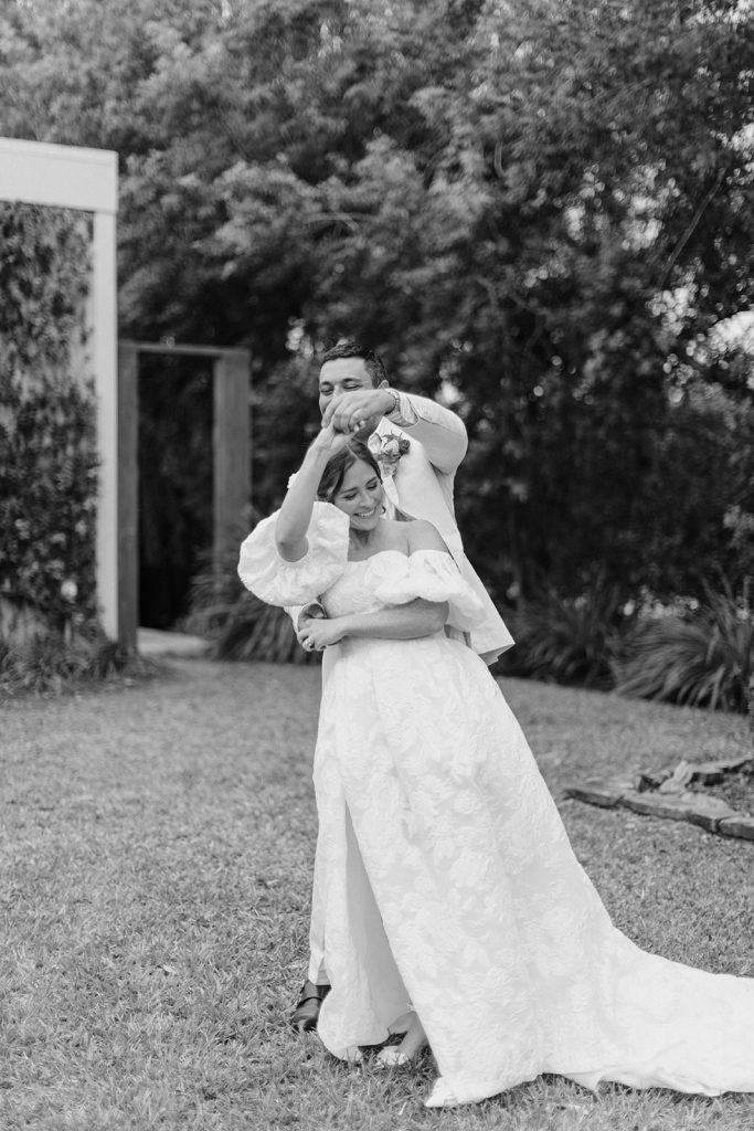 Bride and groom practice first dance at White Trail club wedding