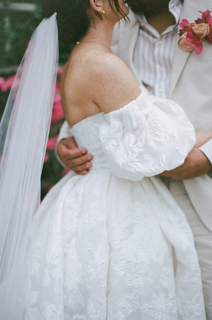 Bride in Monique Lhuillier dress at Whitetrail Club wedding